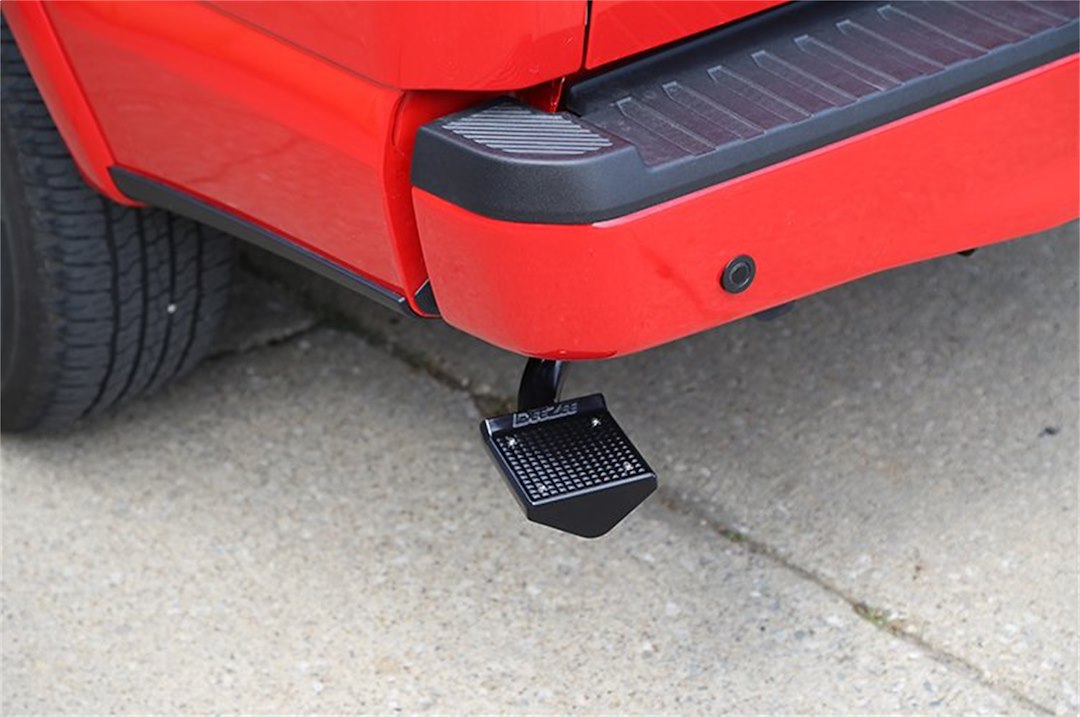 Dee Zee Truck Step, Bumper Step, Driver Side Bed Frame Mounted, Single, Flat Step, 300 Pound Capacity, Not Retractable, Powder Coated, Black – DZ6207S